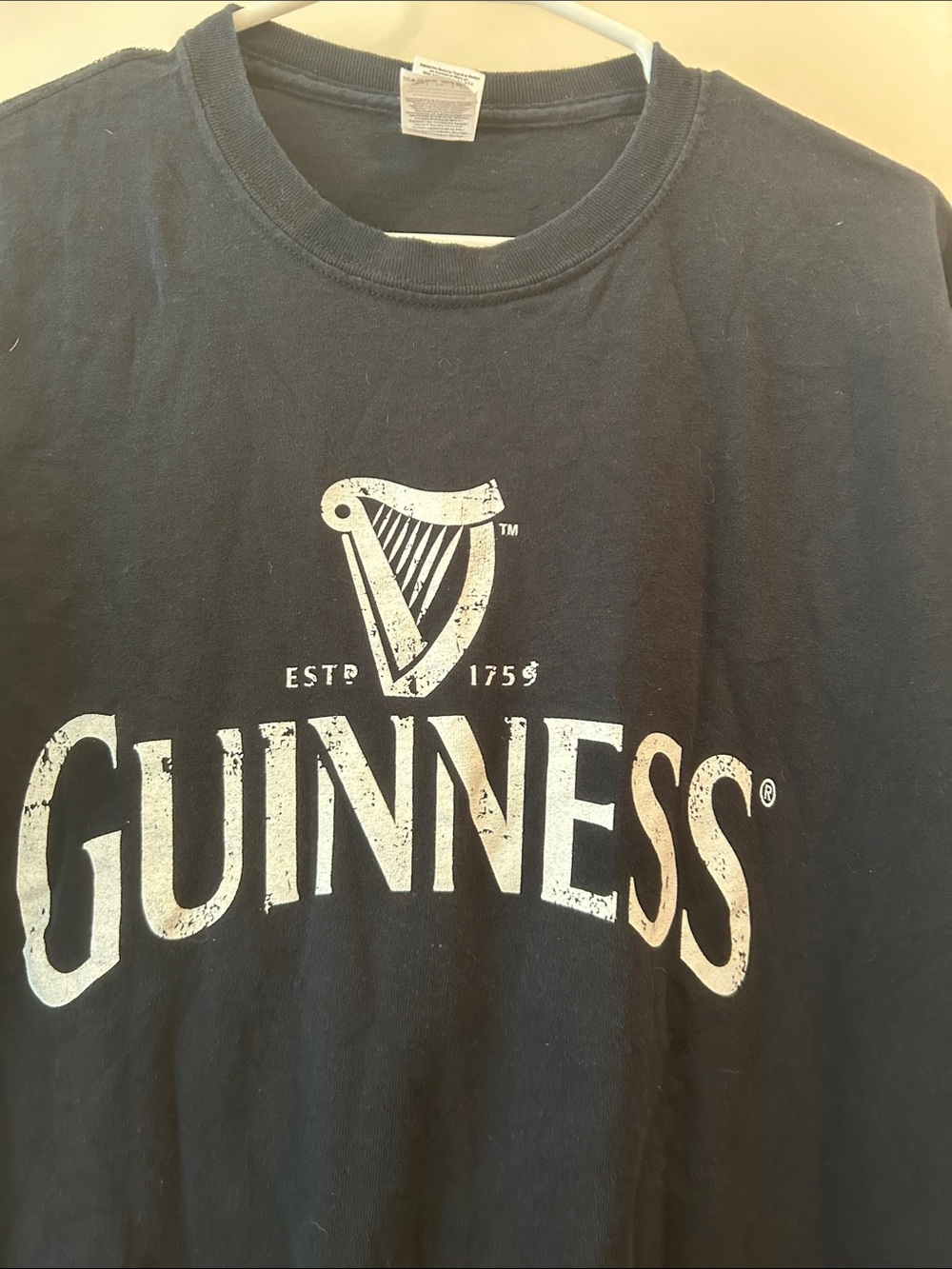 Gildan Graphic Guinness Men's Navy Logo T-Shirt cotton Tee short sleeves size XL